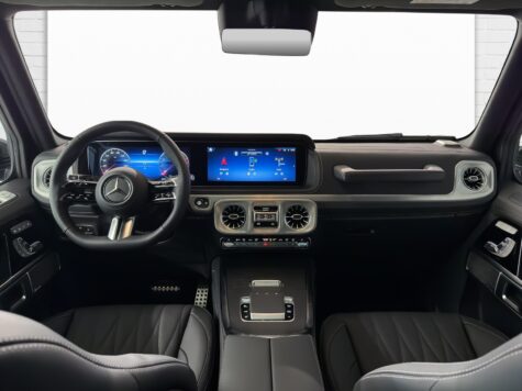 Mercedes-Benz – G 500