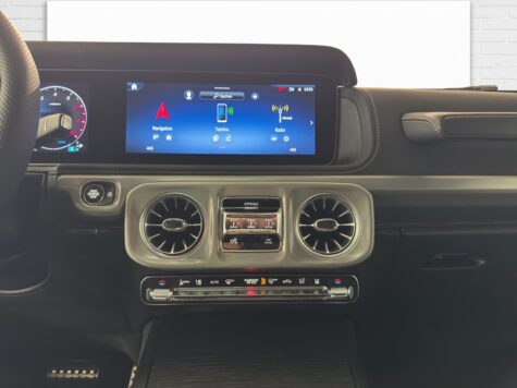 Mercedes-Benz – G 500