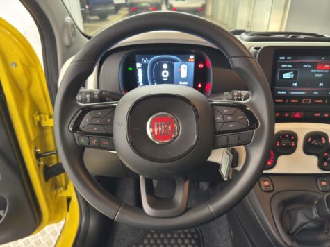 Fiat – Panda 1.0 Hybrid Cross