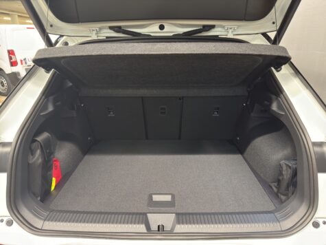 VW – T-Roc 1.5 eTSI R-Line DSG