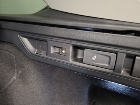 VW – Passat Variant 2.0 TDI Elegance DSG 4mot