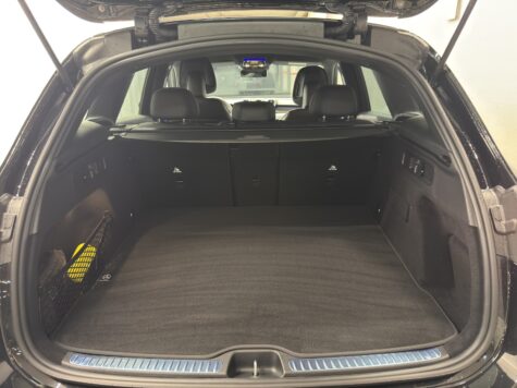 Mercedes-Benz – GLC 220 d Avantgarde 4Matic