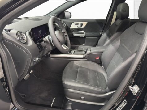 Mercedes-Benz – GLA 250 AMG Line 4 Matic Swiss Star