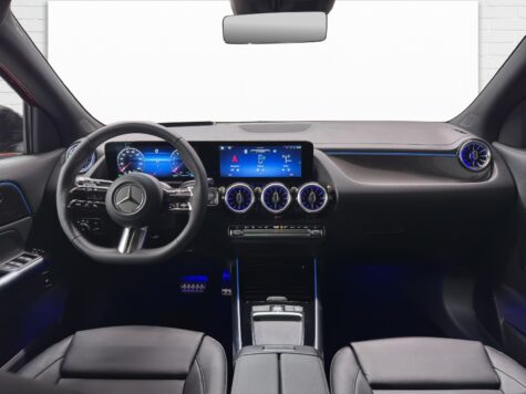 Mercedes-Benz – GLA 250 AMG Line 4Matic Swiss Star