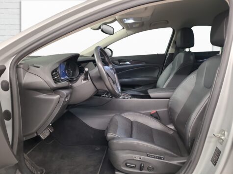 Opel – Insignia Grand Sport 2.0 D Business