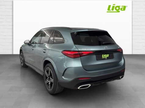Mercedes-Benz – GLC 300 AMG Line 4Matic