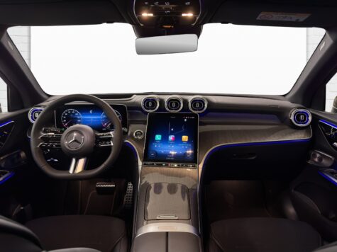 Mercedes-Benz – GLC 300 AMG Line 4Matic