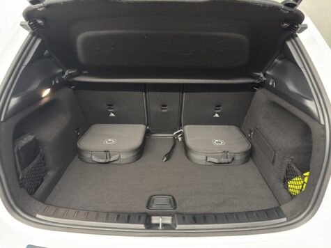 Mercedes-Benz – GLA 250 e AMG Line  EQ Star