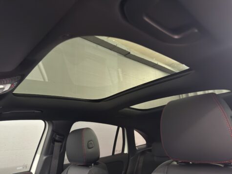 Mercedes-Benz – GLA 250 e AMG Line  EQ Star