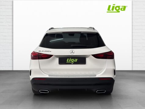 Mercedes-Benz – GLA 250 e AMG Line  EQ Star
