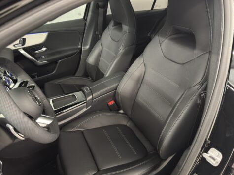 Mercedes-Benz – A 220 d AMG Line