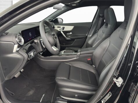 Mercedes-Benz – A 220 d AMG Line