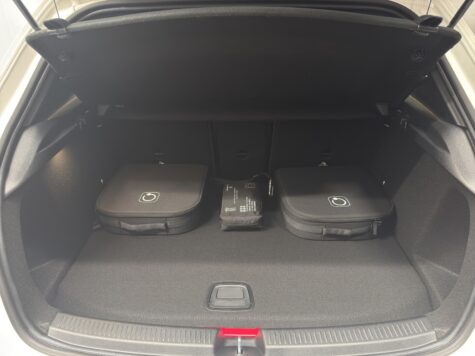 Mercedes-Benz – A 250 e EQ Star AMG Line