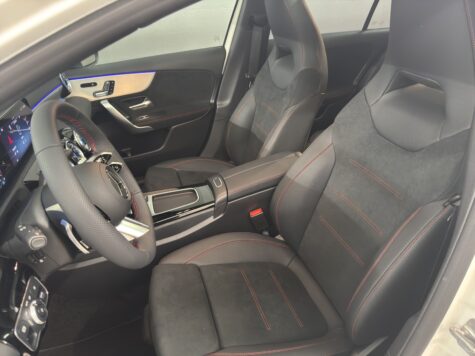 Mercedes-Benz – A 250 e EQ Star AMG Line