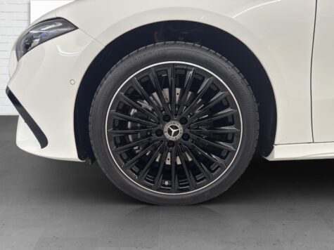 Mercedes-Benz – A 250 e EQ Star AMG Line