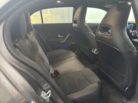 Mercedes-Benz – A 250 e AMG Line EQ Star