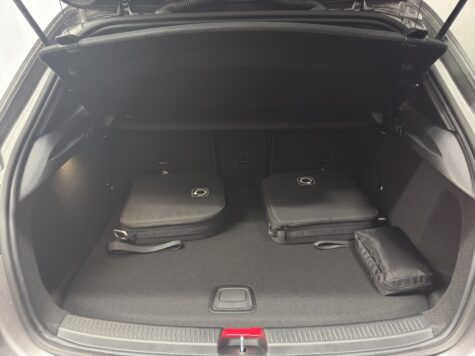 Mercedes-Benz – A 250 e AMG Line EQ Star