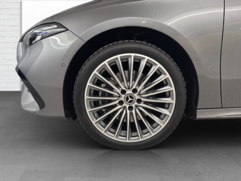 Mercedes-Benz – A 250 e AMG Line EQ Star