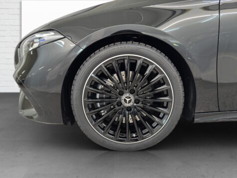 Mercedes-Benz – A 220 d AMG Line