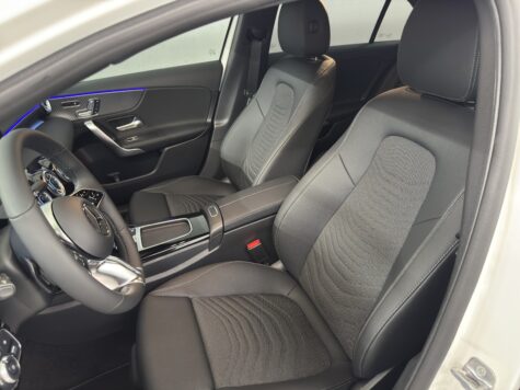 Mercedes-Benz – A 200 Night Star