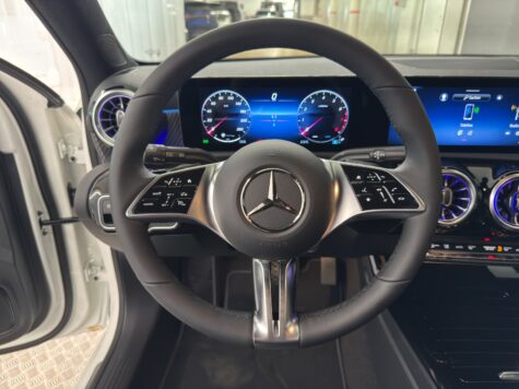 Mercedes-Benz – A 200 Night Star