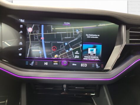 VW – Touareg 3.0 V6 TSI R-Line