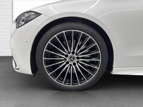 Mercedes-Benz – C 300 AMG Line 4Matic