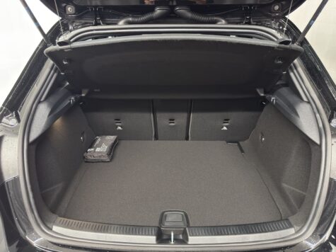 Mercedes-Benz – A 200 Advanced Plus Night Star