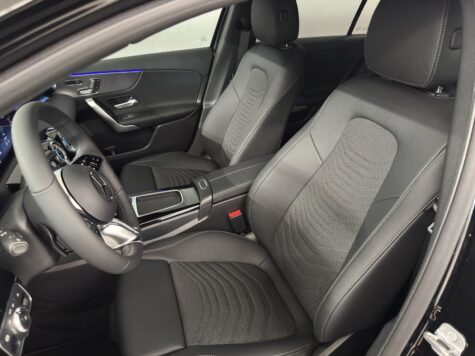 Mercedes-Benz – A 200 Advanced Plus Night Star