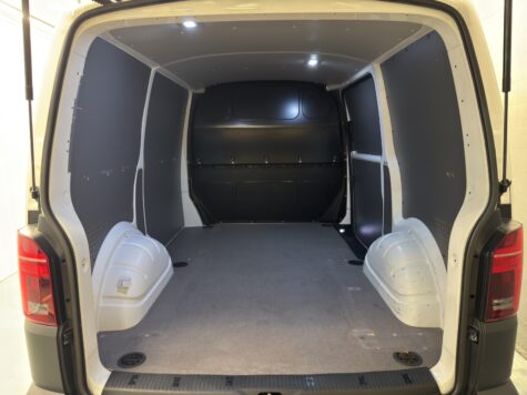 VW – T6.1 Kaw. 3000 2.0 TDI 150 DSG 4motion