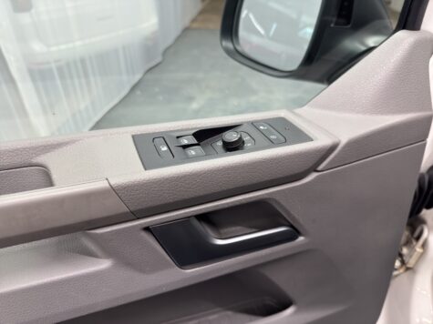 VW – T6.1 Kaw. 3000 2.0 TDI 150 DSG 4motion