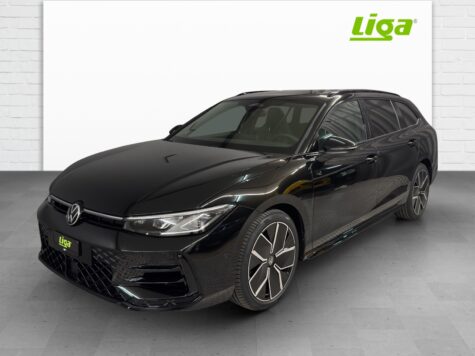 VW – Passat Variant 2.0 TSI R-Line  DSG 4motion