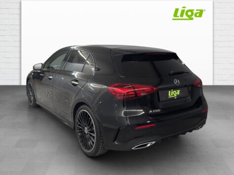 Mercedes-Benz – A 200 AMG Line Night Star