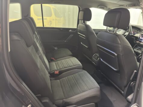 VW – Touran 2.0 TDI SCR Highline DSG