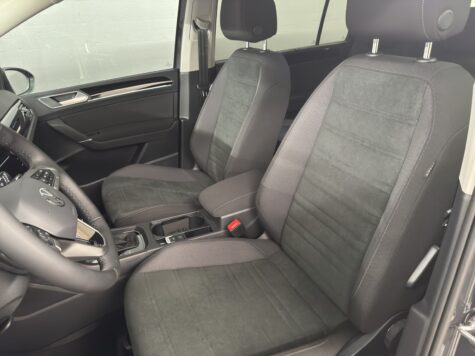 VW – Touran 2.0 TDI SCR Highline DSG
