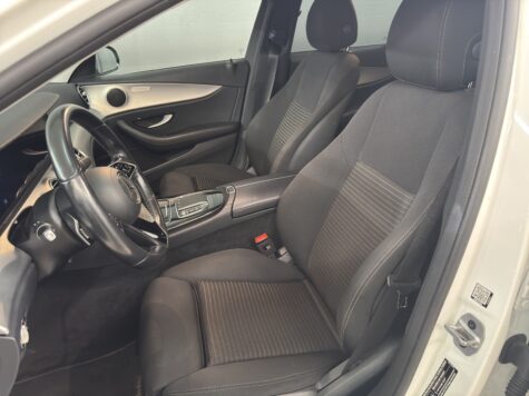 Mercedes-Benz – E 220 d Swiss Star 4Matic T