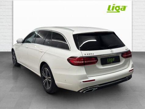 Mercedes-Benz – E 220 d Swiss Star 4Matic T