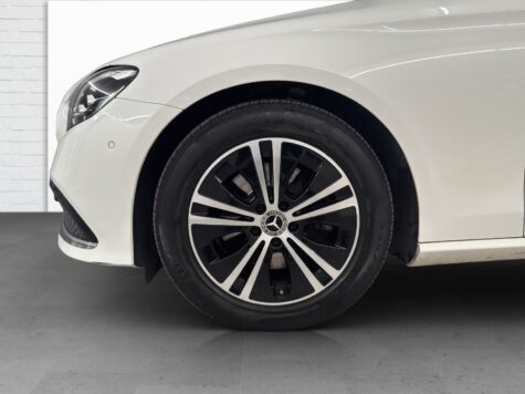 Mercedes-Benz – E 220 d Swiss Star 4Matic T
