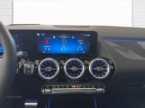 Mercedes-Benz – AMG GLA 35 4Matic