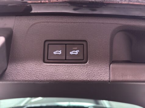 VW – Passat Variant 2.0 TDI 200 Elegance DSG