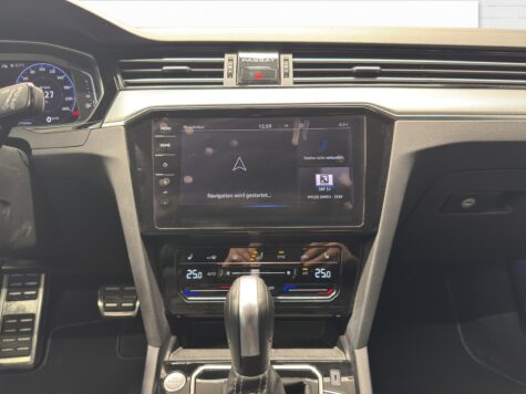 VW – Passat Variant 2.0 TDI 200 Elegance DSG