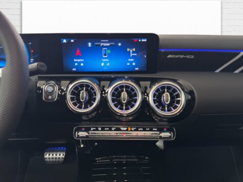 Mercedes-Benz – AMG A 35 4Matic