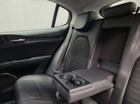 Alfa Romeo – Stelvio 2.2 D Q4 210 Super