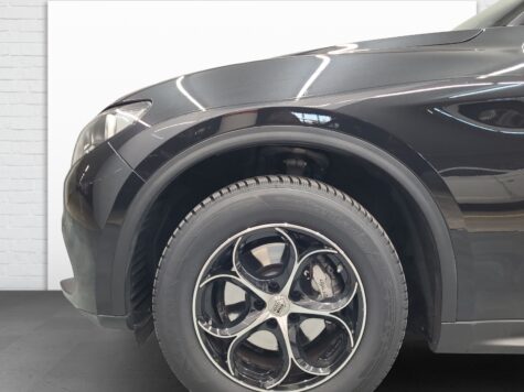 Alfa Romeo – Stelvio 2.2 D Q4 210 Super