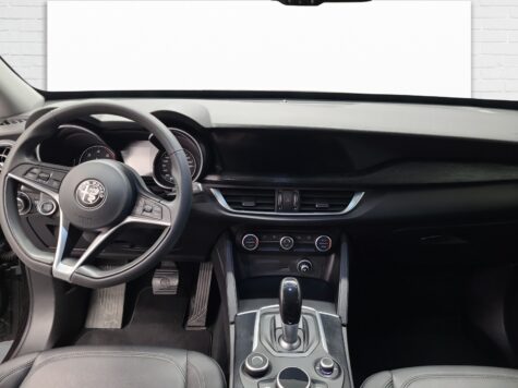 Alfa Romeo – Stelvio 2.2 D Q4 210 Super