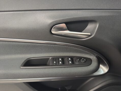 Fiat – 600 1.2 Hybrid Swiss Edition