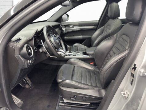 Alfa Romeo – Stelvio 2.0 Q4 280 Veloce
