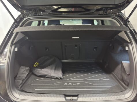 VW – Golf VIII 1.4 TSI PHEV Style DSG