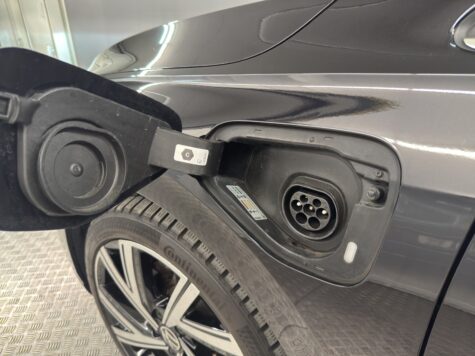 VW – Golf VIII 1.4 TSI PHEV Style DSG