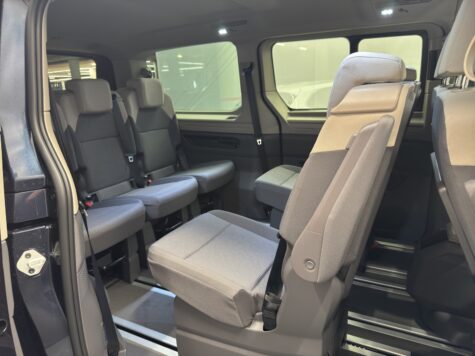 VW – T7 Multivan lang 2.0 TSI Liberty DSG